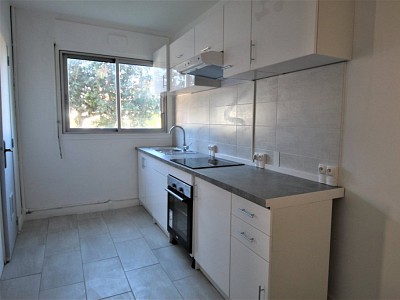 APPARTEMENT T4 A LOUER - CHALON SUR SAONE - 67.5 m2 - 695 € charges comprises par mois