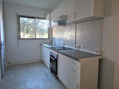 APPARTEMENT T4 A LOUER - CHALON SUR SAONE - 67.5 m2 - 690 € charges comprises par mois