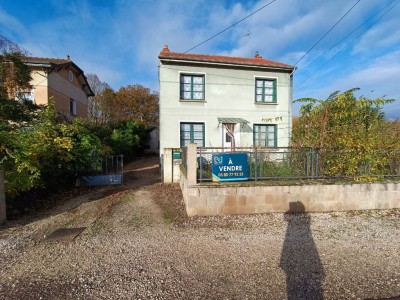 Maison avec dpendances  bord de Sane A VENDRE - AUXONNE - 88 m2 - 130000 €