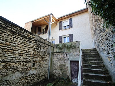 MAISON A LOUER - CHAGNY - 66.57 m2 - 667€ charges comprises par mois