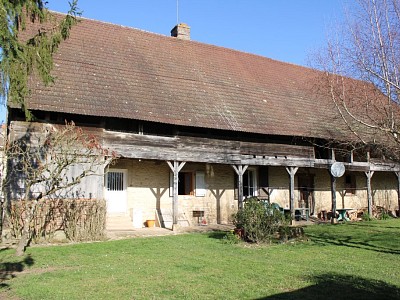 Ancienne ferme A VENDRE - DAMEREY - 100 m2 - 180 000 €