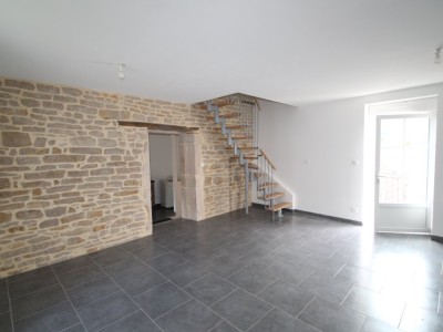 APPARTEMENT T3 A LOUER - RULLY - 80.51 m2 - 640 € charges comprises par mois