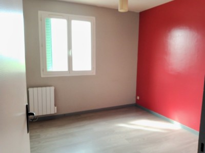 APPARTEMENT T3 A LOUER - DIGOIN - 60.59 m2 - 350 € charges comprises par mois