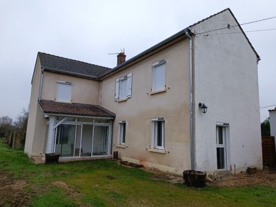 Maison rnove 4 chambres avec garages et remise A VENDRE - BRAZEY EN PLAINE - 161 m2 - 245000 €