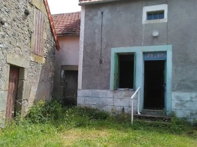 Maison de village A VENDRE - ARNAY LE DUC - 42 m2 - 35 000 €