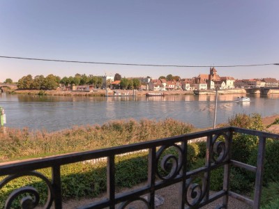 MAISON A VENDRE - ST JEAN DE LOSNE - 230 m2 - 280000 €