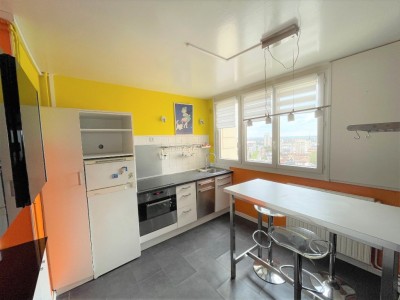 APPARTEMENT T4 A LOUER - CHALON SUR SAONE - 75,94 m2 - 750 € charges comprises par mois