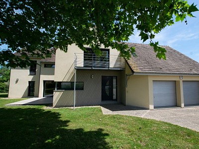MAISON A VENDRE - GIVRY - 215 m2 - 635000 €