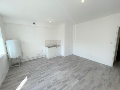 APPARTEMENT T3 A LOUER - GUEUGNON - 78.9 m2 - 495 &euro; charges comprises par mois