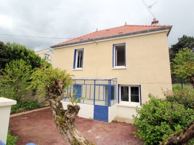 MAISON A VENDRE - ST REMY - 90 m2 - 189000 €