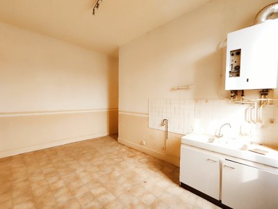 APPARTEMENT T2 A VENDRE - MONTCEAU LES MINES - 95 m2 - 41000 €