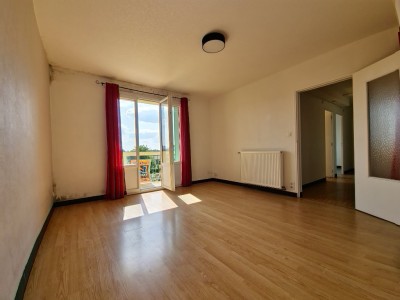 APPARTEMENT T3 A VENDRE - DIGOIN - 60,71 m2 - 25000 €