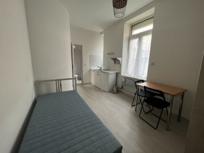 STUDIO A LOUER - DIJON - 14,3 m2 - 350 € charges comprises par mois