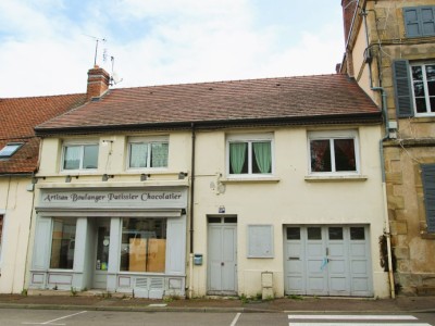 IMMEUBLE A VENDRE - AUTUN - 91 m2 - 65000 €