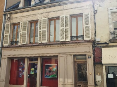 APPARTEMENT T8 A VENDRE - CHALON SUR SAONE - 200 m2 - 310000 €