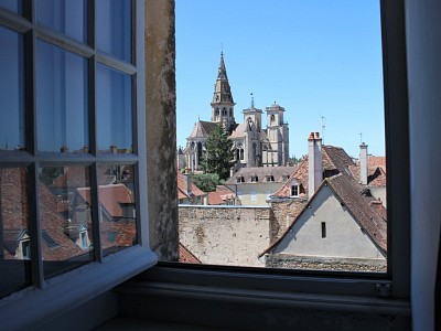 APPARTEMENT T3 A VENDRE - SEMUR EN AUXOIS - 80.18 m2 - 148000 €