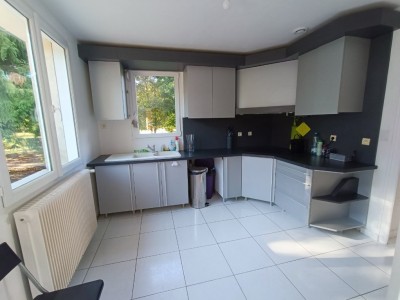 Maison avec dpendances sur 10 182 m de terrain A VENDRE - LOSNE - 109 m2 - 228000 €