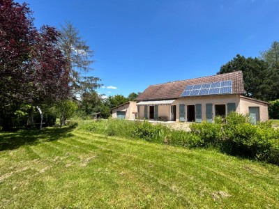 MAISON AVEC GRAND JARDIN ET TANG A VENDRE - LA CHAPELLE DE BRAGNY - 125 m2 - 231600 €