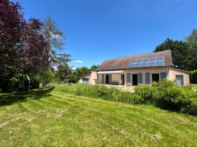 MAISON AVEC GRAND JARDIN ET TANG A VENDRE - LA CHAPELLE DE BRAGNY - 125 m2 - 221000 €