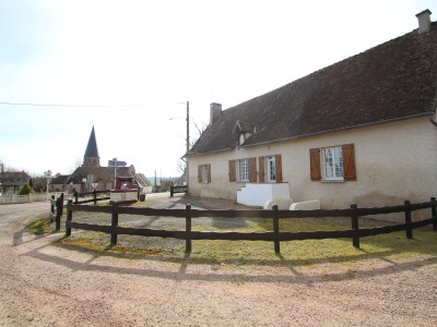MAISON A VENDRE - LIERNOLLES - 90 m2 - 83000 €