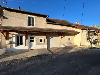 MAISON DE VILLAGE AVEC JARDIN A VENDRE - LAIVES - 107 m2 - 189000 €