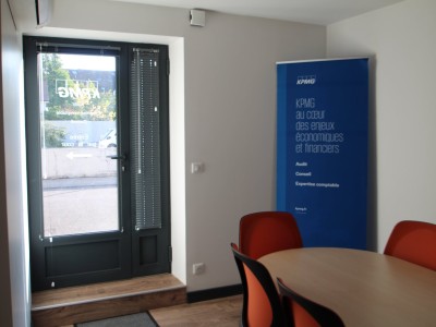 Bureaux A LOUER - BEAUNE - 35.1 m2 - 850 € HC par mois