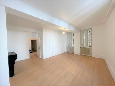 APPARTEMENT T3 A LOUER - CHALON SUR SAONE - 102.18 m2 - 750€ charges comprises par mois