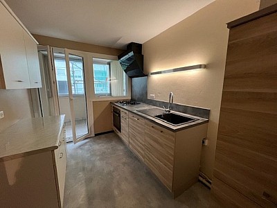 APPARTEMENT T3 A LOUER - BEAUNE - 80.93 m2 - 770 &euro; charges comprises par mois