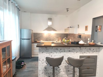 APPARTEMENT T3 A VENDRE - ST REMY - 96 m2 - 119000 €