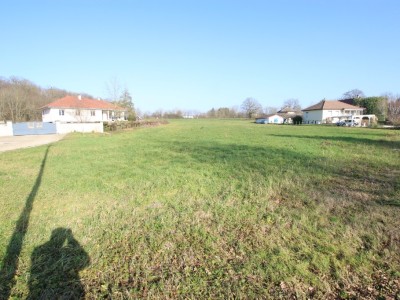 Terrain  btir A VENDRE - PIERRE DE BRESSE - 5565 m2 - 73000 €