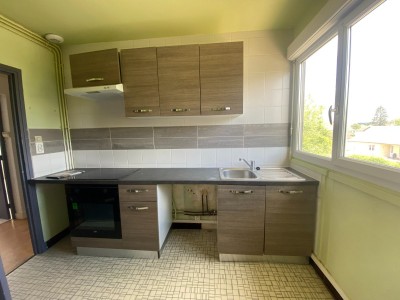 APPARTEMENT T4 A LOUER - LOUHANS - 72 m2 - 604€ charges comprises par mois