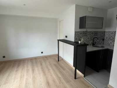 APPARTEMENT T1 A LOUER - DIJON - 18.5 m2 - 450 &euro; charges comprises par mois