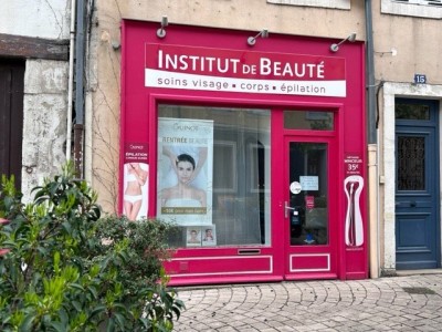 LOCAL COMMERCIAL A LOUER - CHALON SUR SAONE - 50 m2 - 700 € HC par mois