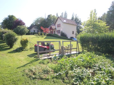 Maison avec sous sol et terrain A VENDRE - LOUHANS - 161 m2 - 325000€