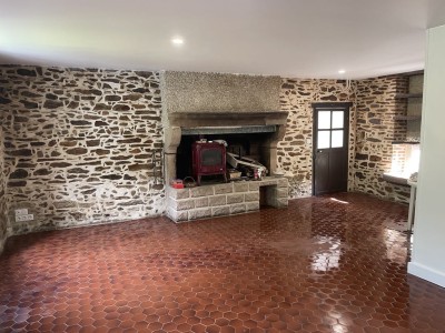 MAISON A LOUER - BROYE - 78.47 m2 - 640€ charges comprises par mois