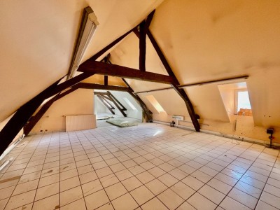 Plateau à aménager A VENDRE - CHALON SUR SAONE Hyper centre - 64.55 m2 - 89 000 €