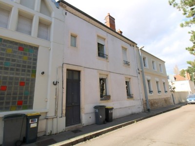 MAISON A VENDRE - CHALON SUR SAONE - 179.55 m2 - 389000€