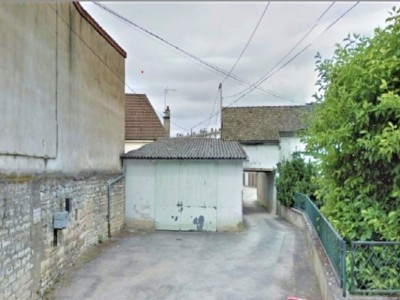 GARAGE A LOUER - CHALON SUR SAONE - 12 m2 - 70 &euro; charges comprises par mois