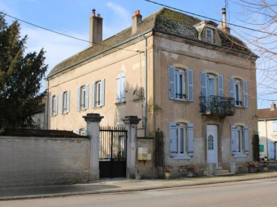 IMMEUBLE DE RAPPORT A VENDRE - BEAUNE - 221 m2 - 336000€