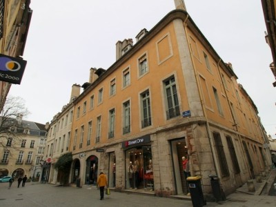 APPARTEMENT T3 A VENDRE - CHALON SUR SAONE - 55.73 m2 - 88000€