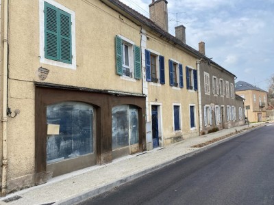 MAISON A VENDRE - PRECY SOUS THIL - 367 m2 - 149000€