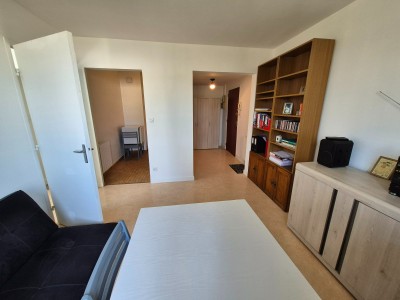 T2 MEUBLE A LOUER - AUTUN - 38.88 m2 - 480€ charges comprises par mois