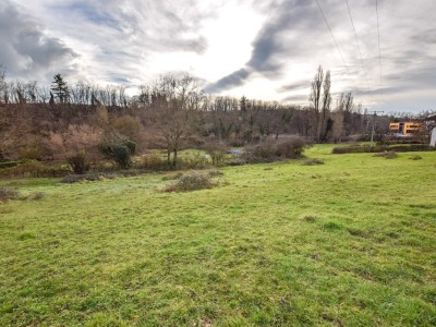TERRAIN - BISSEY SOUS CRUCHAUD - VENDU