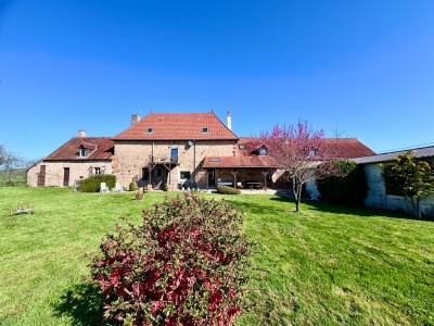 MAISON A VENDRE - LA COMELLE - 277 m2 - 495000€