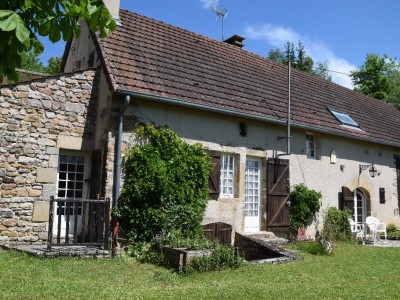 Maison de village en pleine nature A VENDRE - VOUDENAY - 133 m2 - 225000€