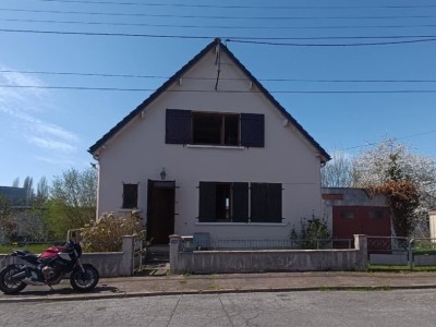 MAISON A VENDRE - LE CREUSOT - 82 m2 - 78000€
