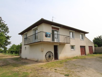 Pavillon 4 chambres, 2 garages A VENDRE - ST MAURICE EN RIVIERE - 120 m2 - 139000€