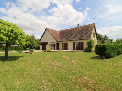 MAISON A VENDRE - DAMEREY - 134 m2 - 229000€