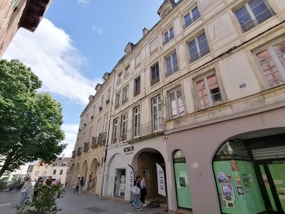 IMMEUBLE DE RAPPORT A VENDRE - CHALON SUR SAONE - 1059 m2 - 1260000€