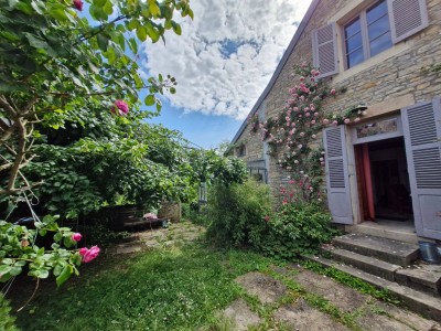 MAISON A VENDRE - BROCHON - 158 m2 - 420000€